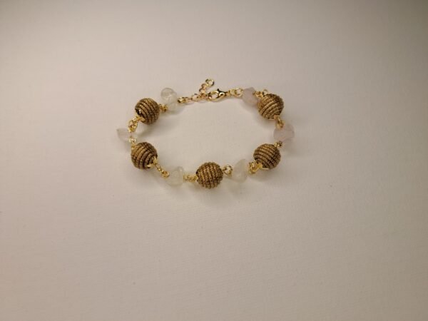 Bracelet artisanal en capim dourado, l’or végétal du Brésil