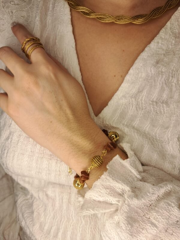 Bracelet artisanal en capim dourado, l’or végétal du Brésil