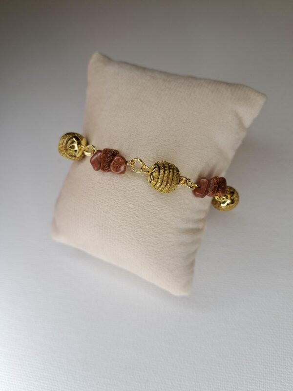 Bracelet artisanal en capim dourado, l’or végétal du Brésil