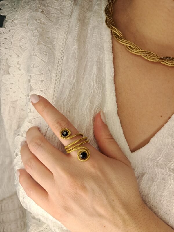 Bague artisanale en capim dourado, l’or végétal du Brésil