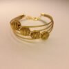 Bracelet artisanal en capim dourado, l’or végétal du Brésil