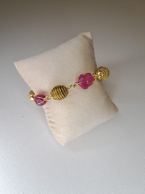 Bracelet artisanal en capim dourado, l’or végétal du Brésil