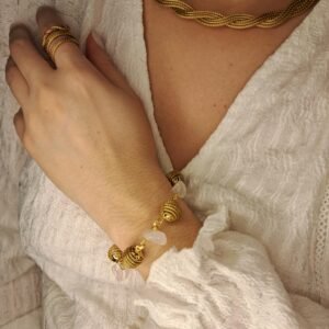 Bracelet artisanal en capim dourado, l’or végétal du Brésil