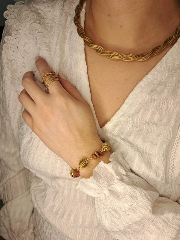 Bracelet artisanal en capim dourado, l’or végétal du Brésil