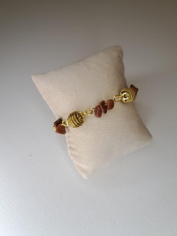 Bracelet artisanal en capim dourado, l’or végétal du Brésil